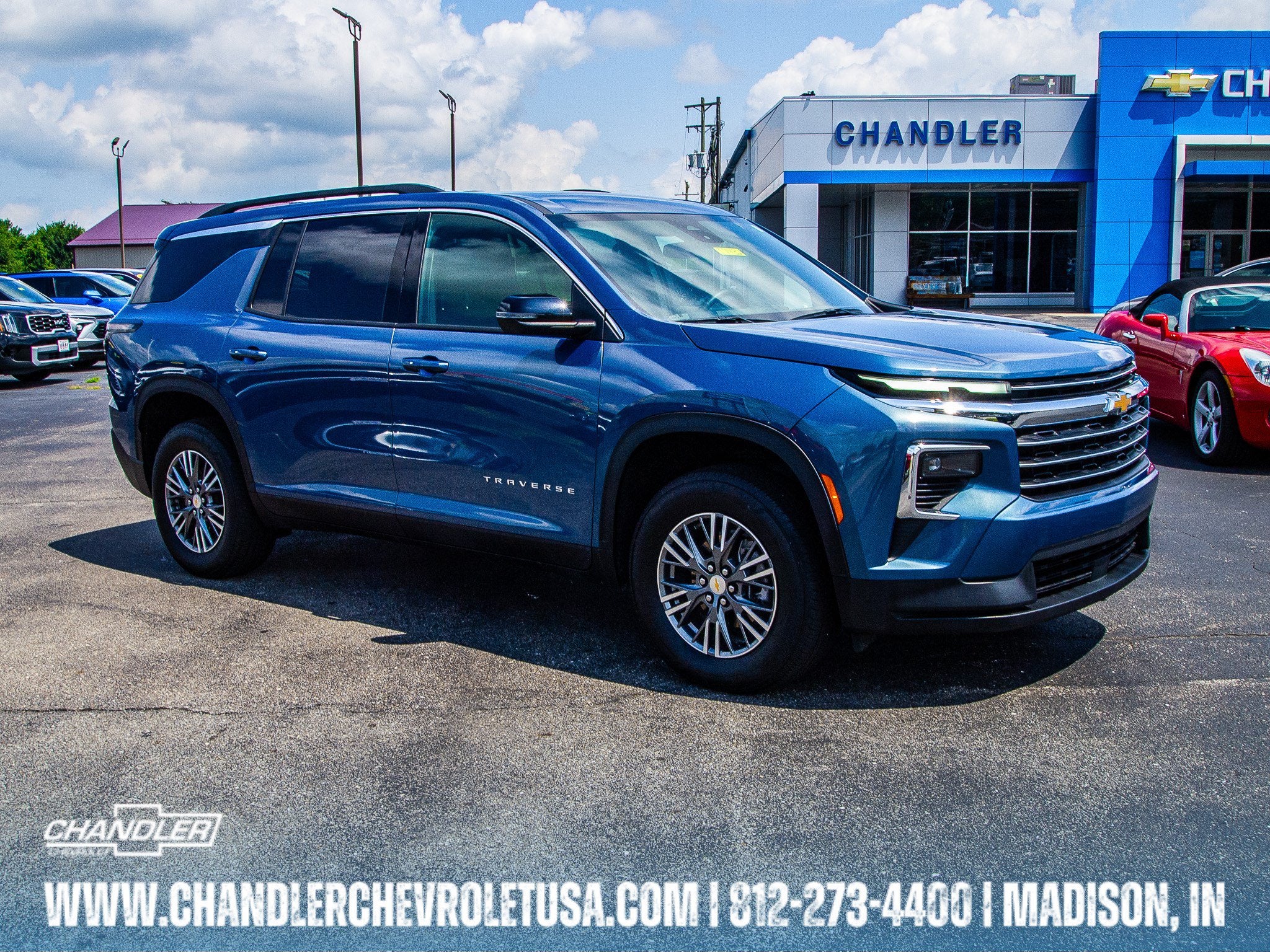 2025 Chevrolet Traverse LT