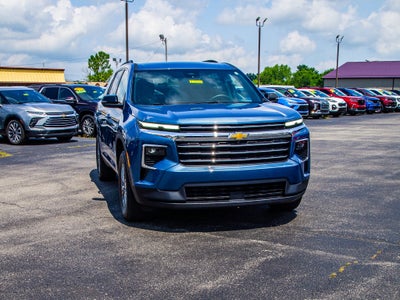 2025 Chevrolet Traverse LT
