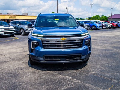 2025 Chevrolet Traverse LT