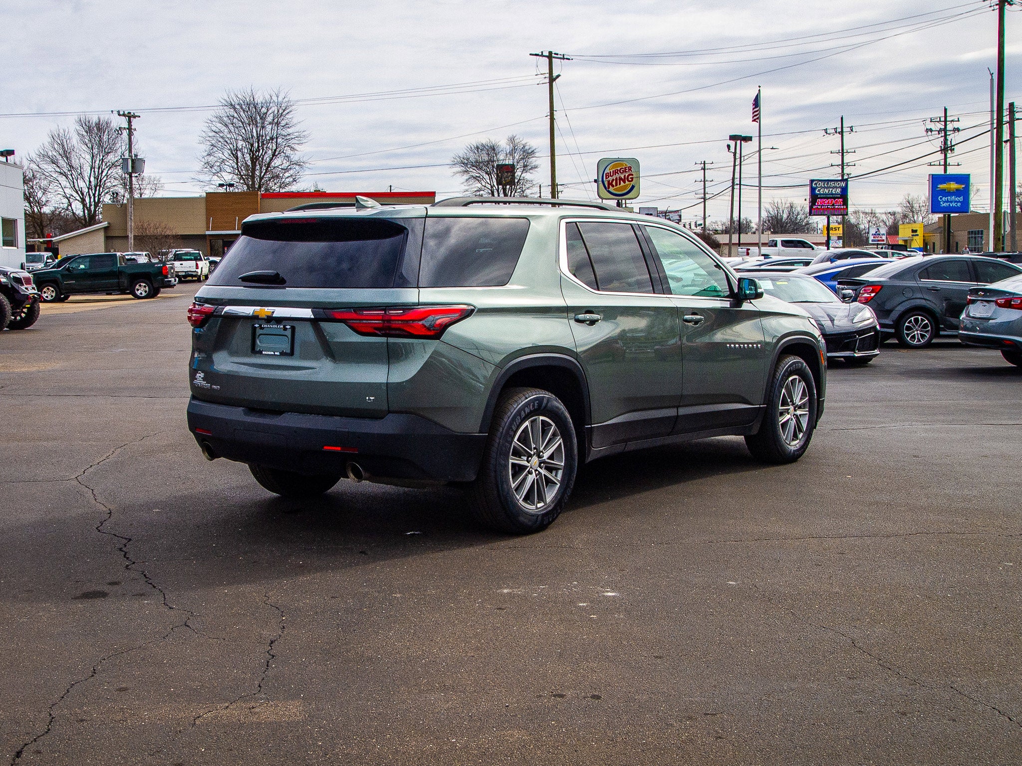 2023 Chevrolet Traverse LT Cloth