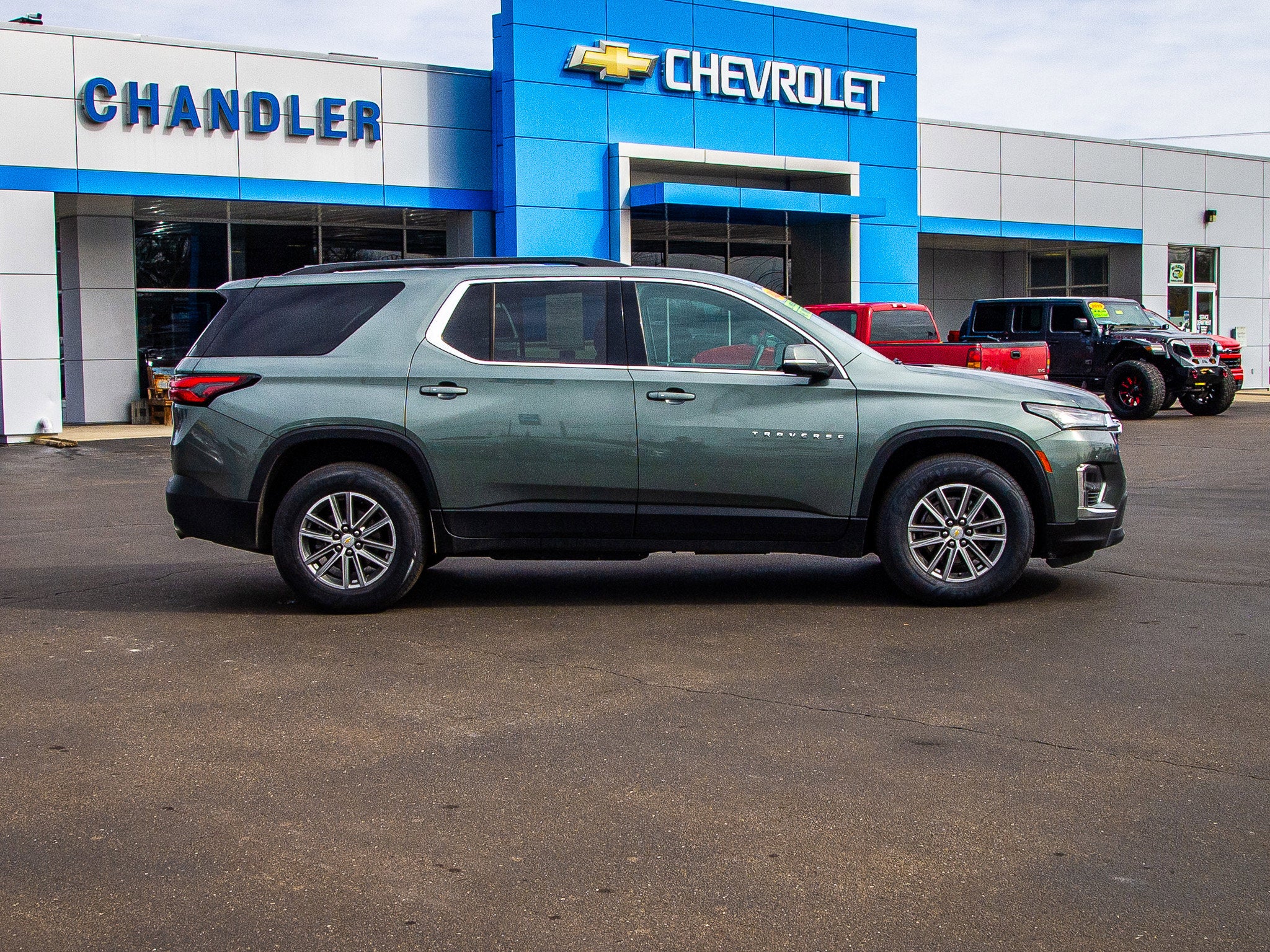 2023 Chevrolet Traverse LT Cloth
