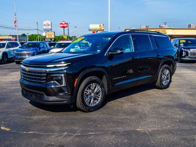 2025 Chevrolet Traverse LT