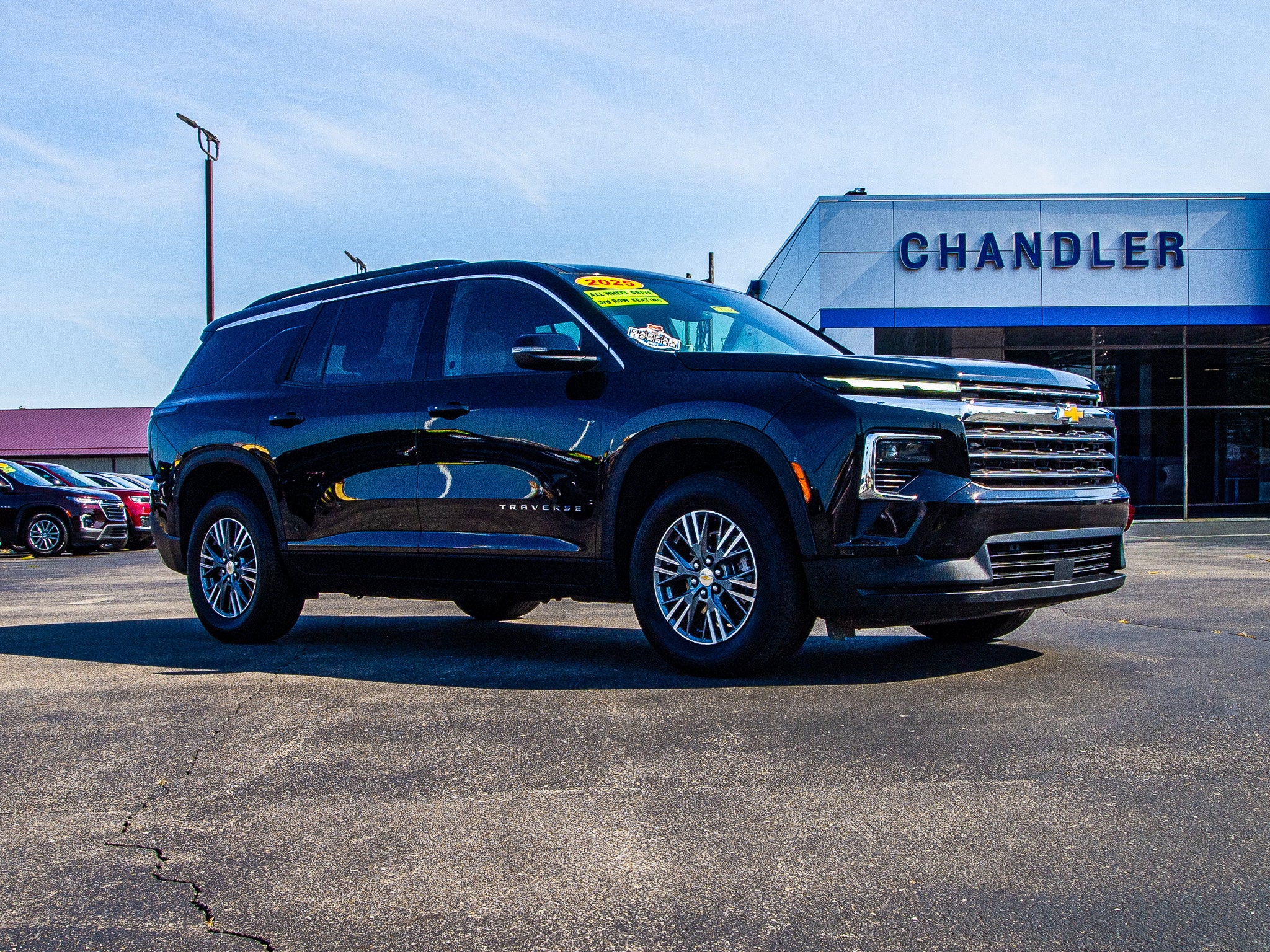 2025 Chevrolet Traverse LT