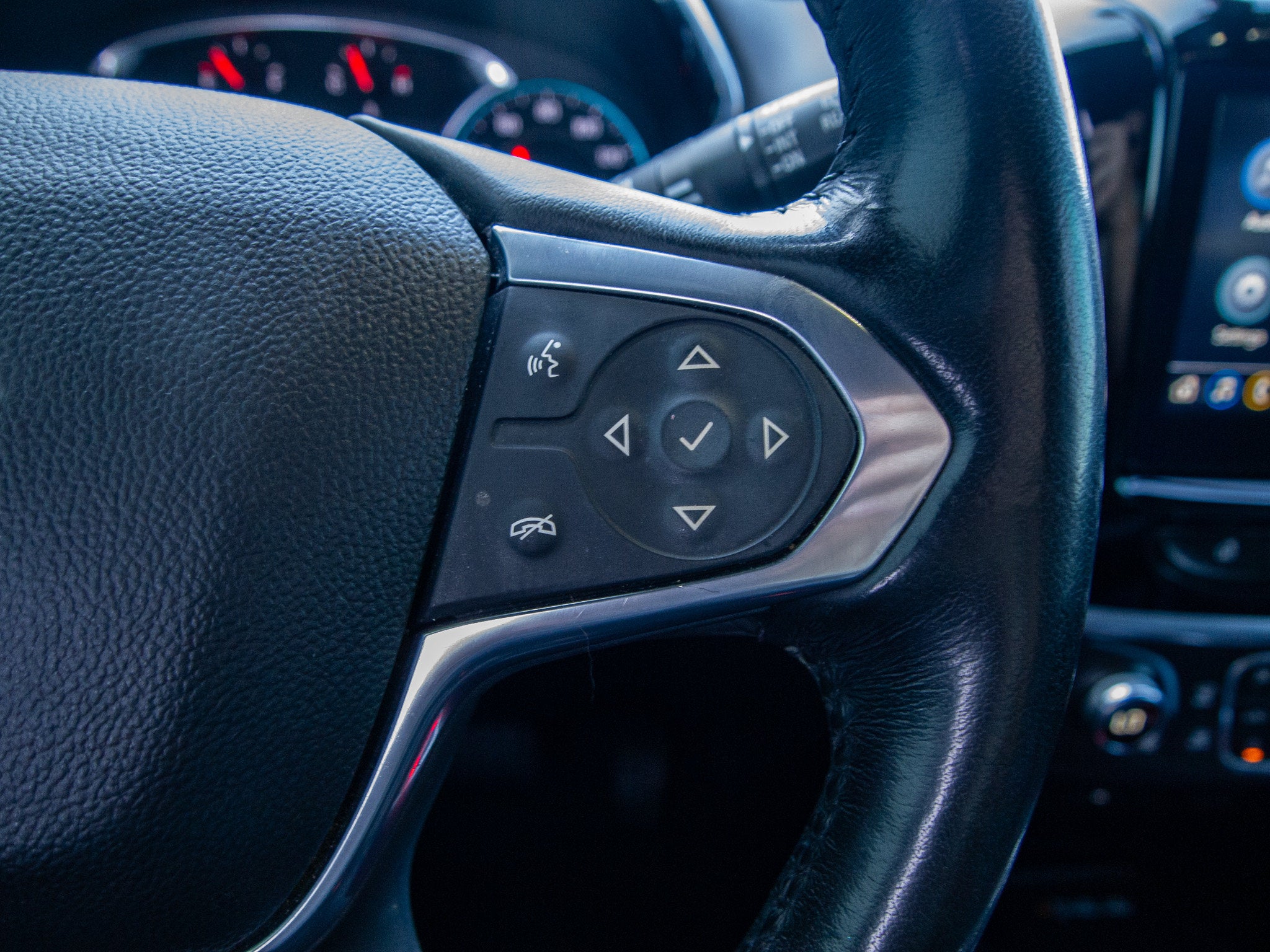 2022 Chevrolet Traverse LT Leather