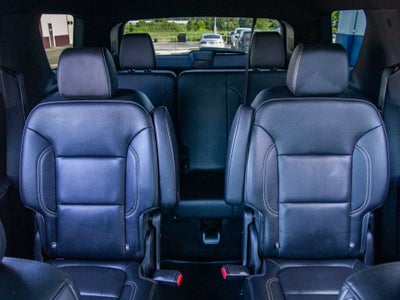 2022 Chevrolet Traverse LT Leather