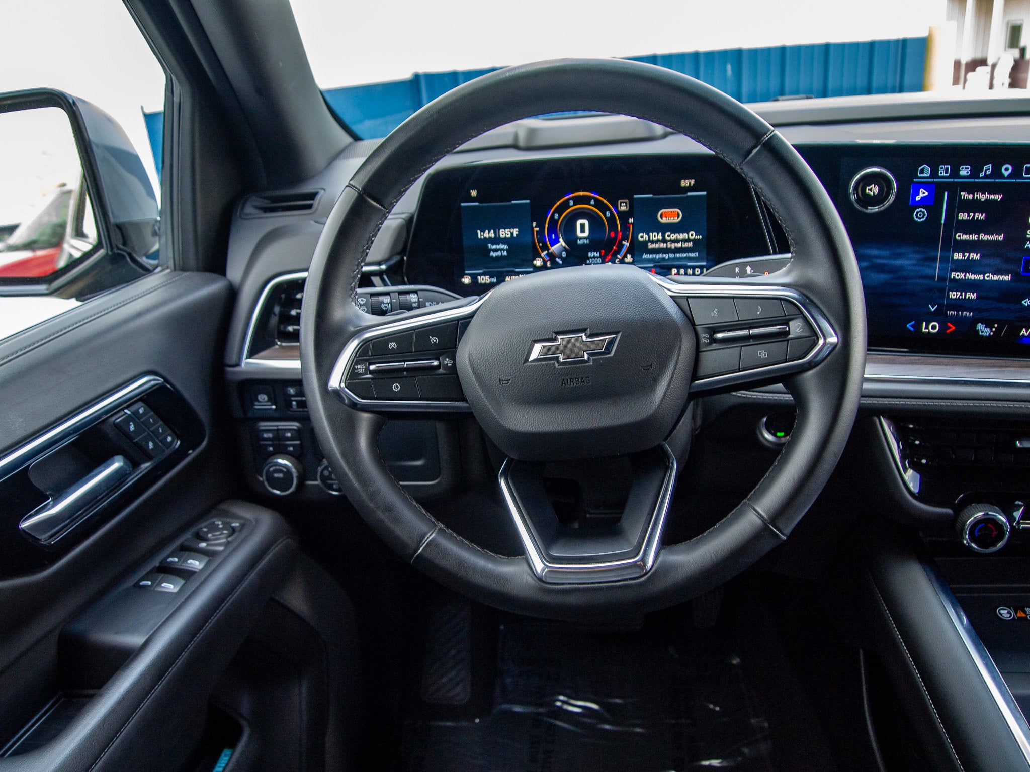2025 Chevrolet Suburban Z71
