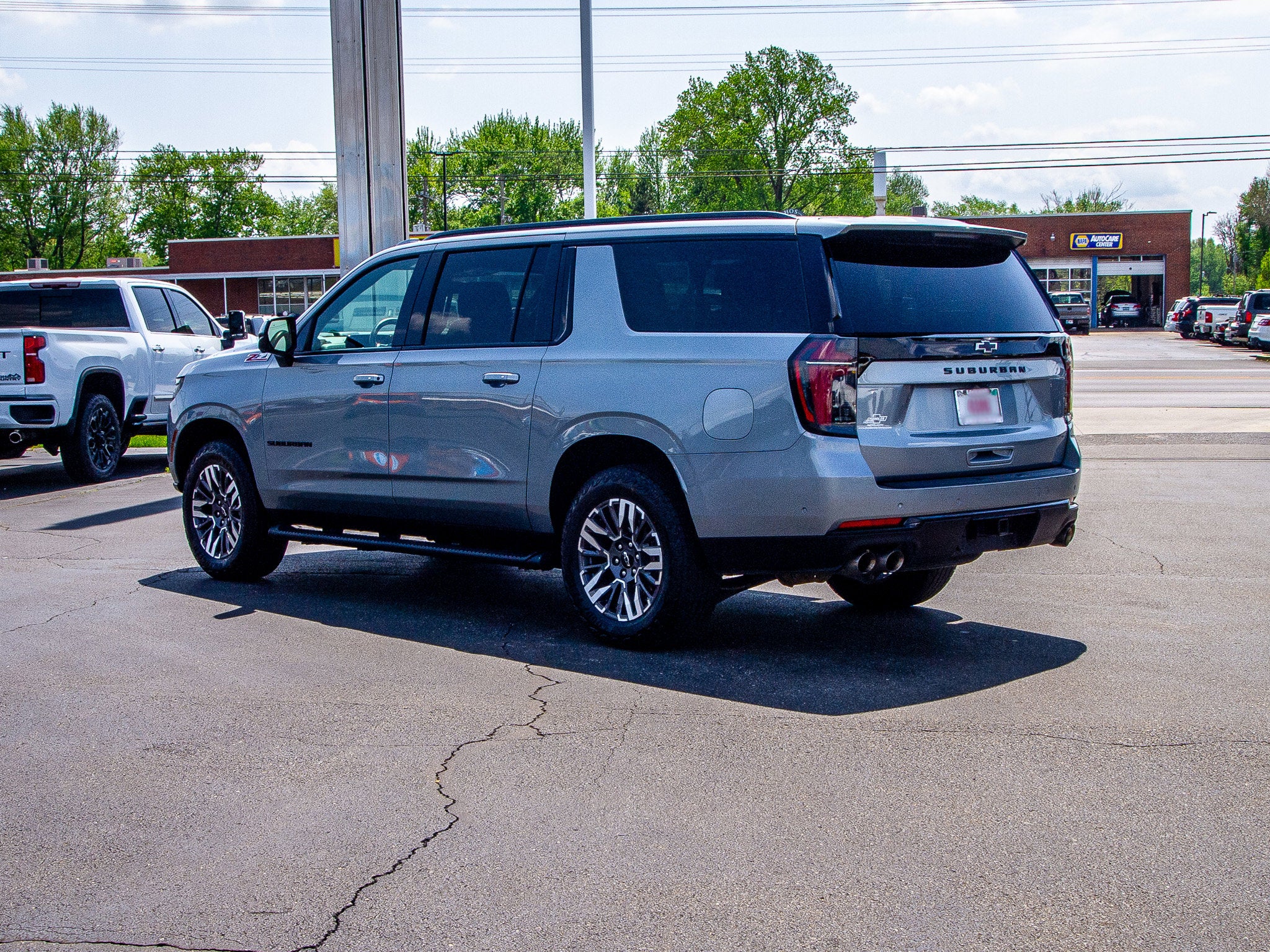2025 Chevrolet Suburban Z71