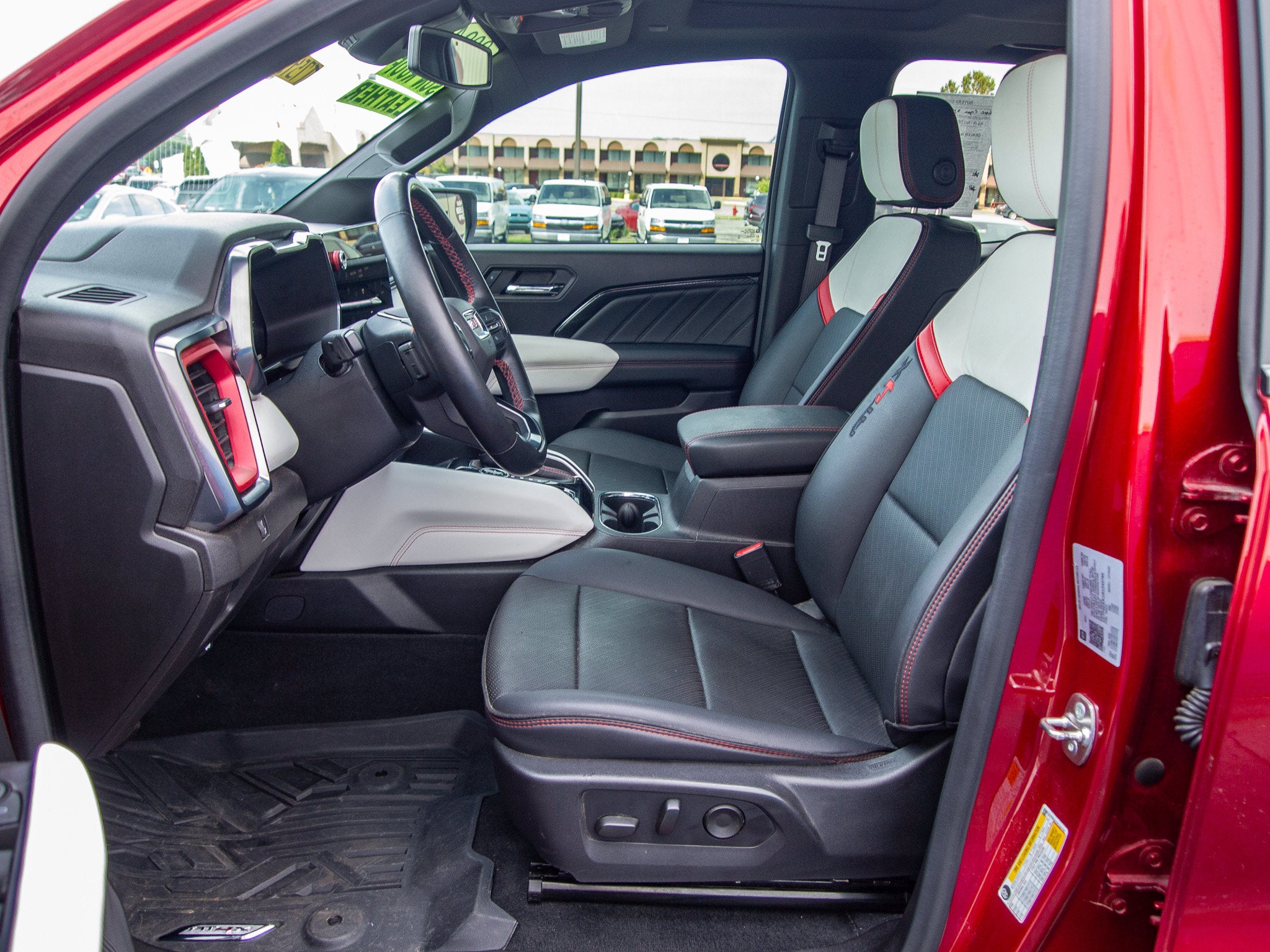 2024 GMC Canyon AT4X