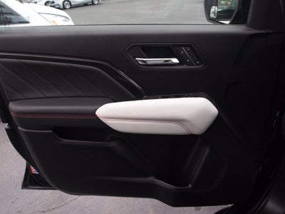 2023 GMC Canyon AT4X