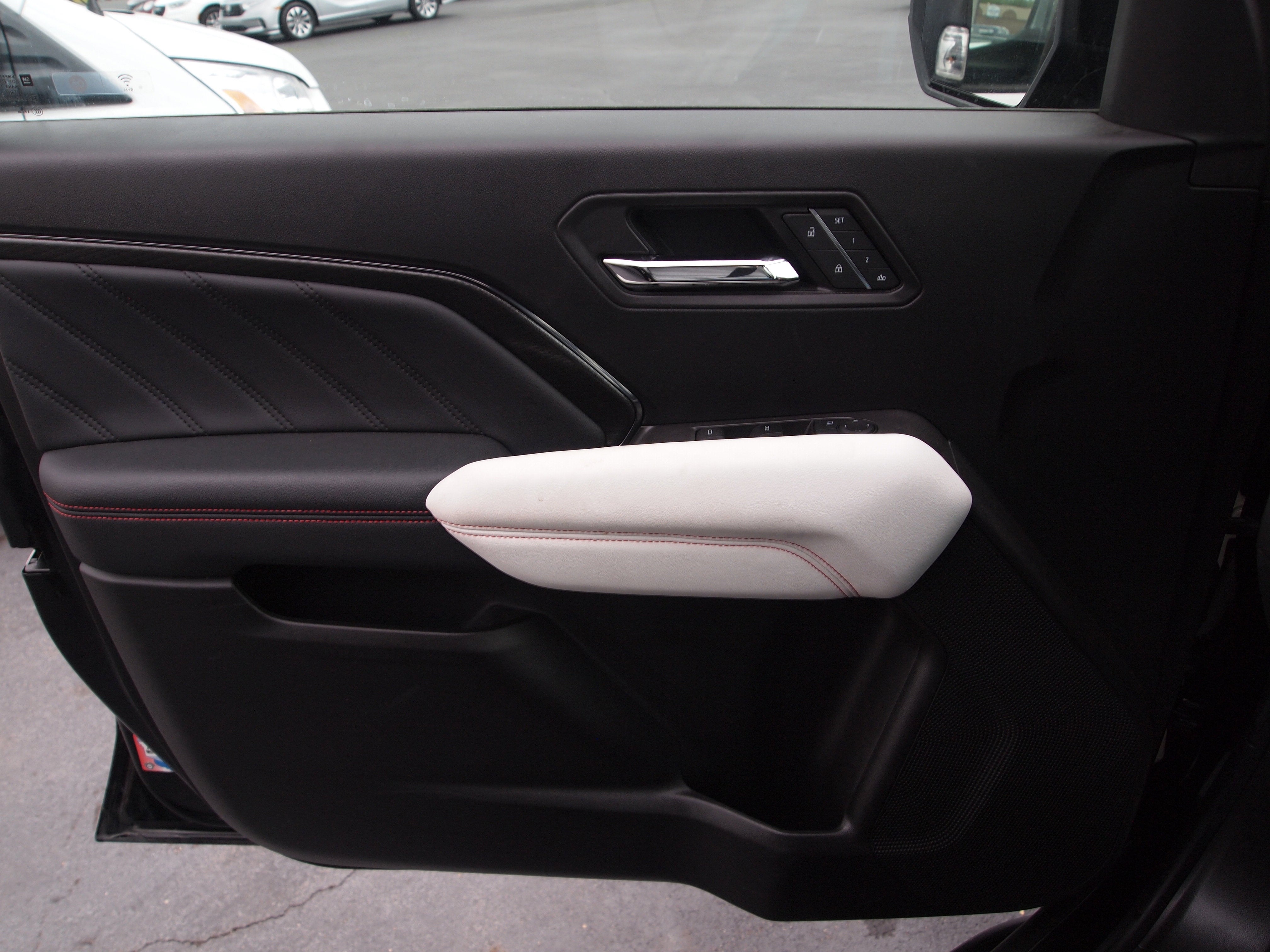 2023 GMC Canyon AT4X