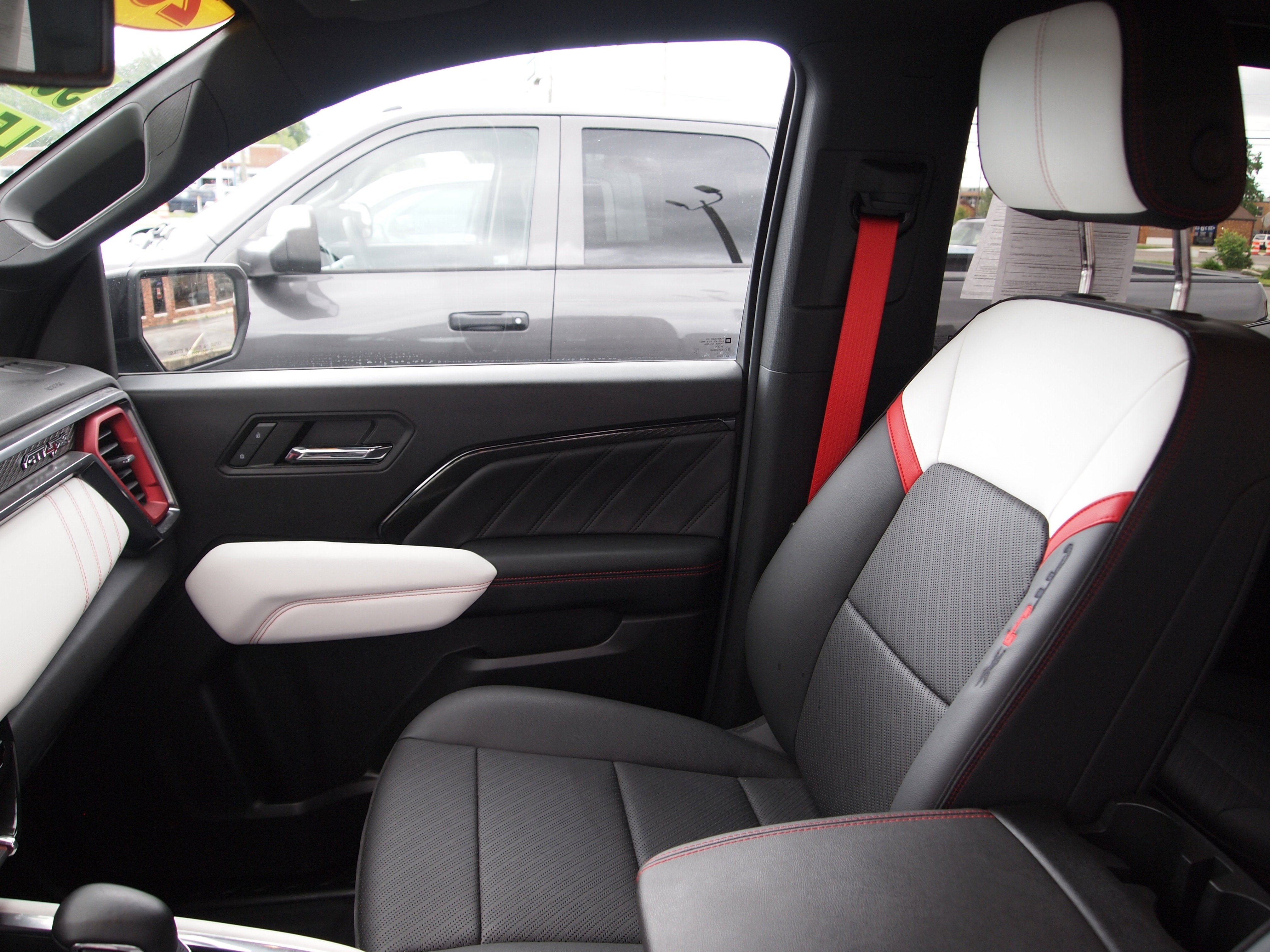 2023 GMC Canyon AT4X