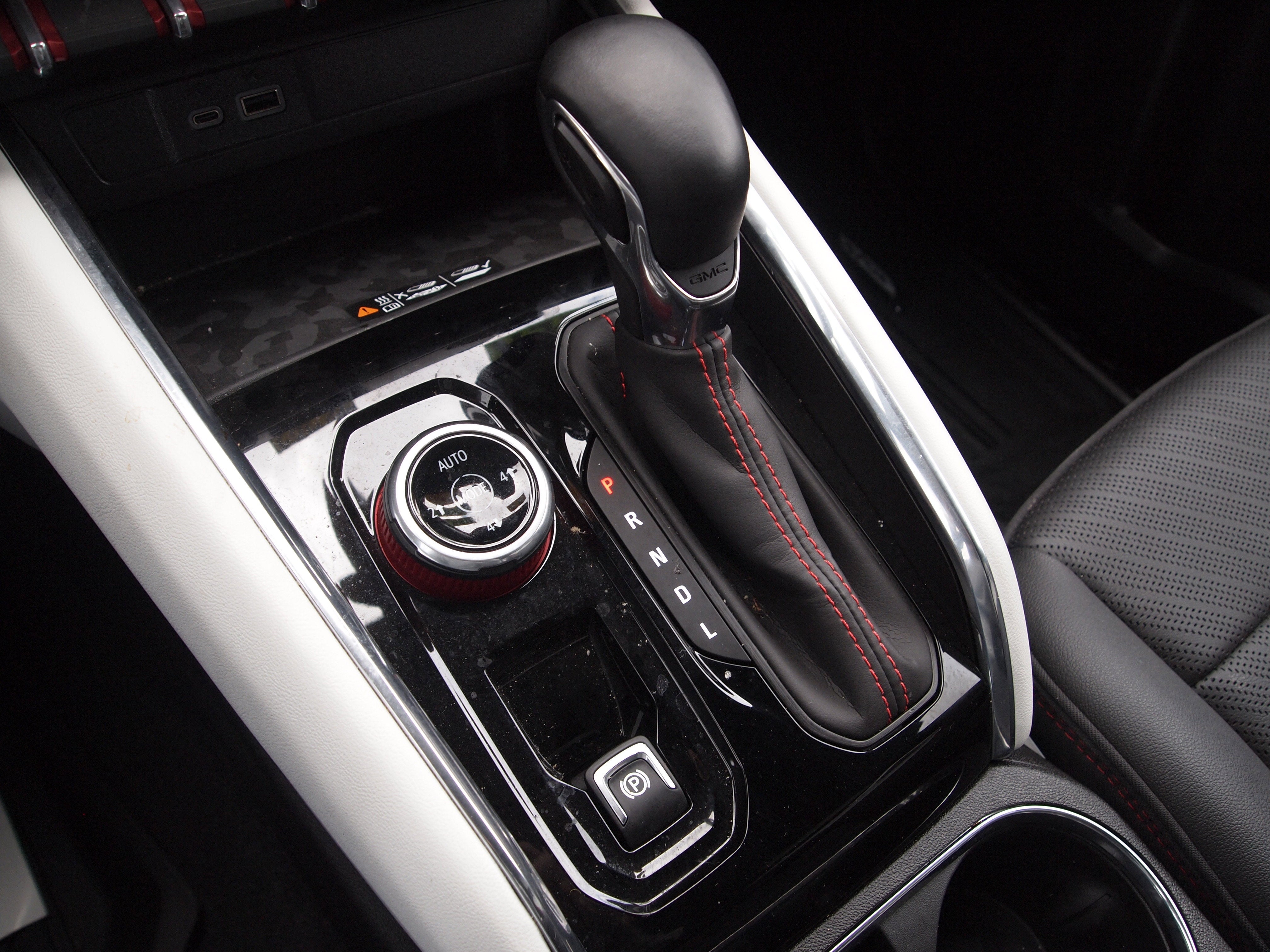 2023 GMC Canyon AT4X