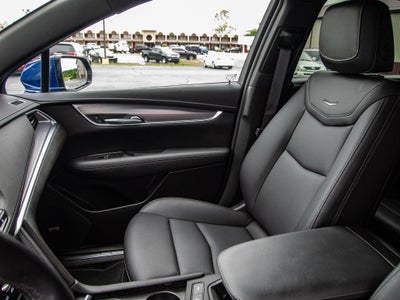 2024 Cadillac XT5 Luxury