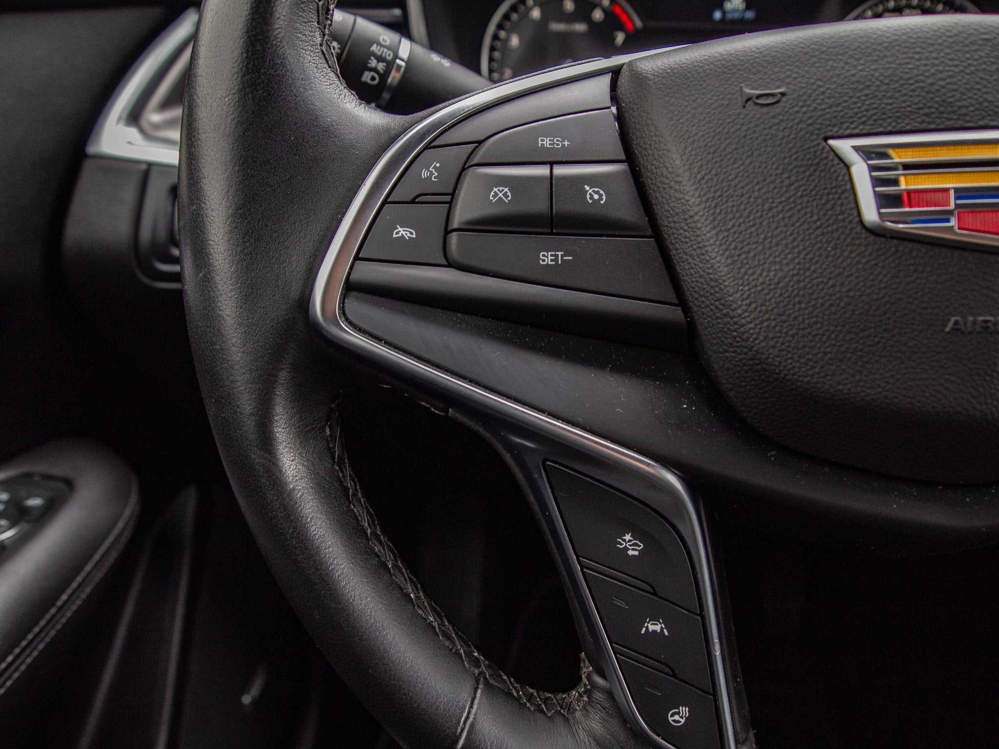 2024 Cadillac XT5 Luxury