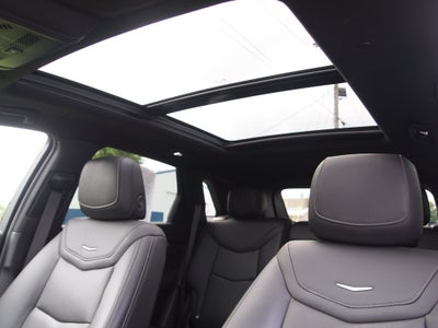 2022 Cadillac XT5 Premium Luxury