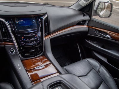2019 Cadillac Escalade Luxury