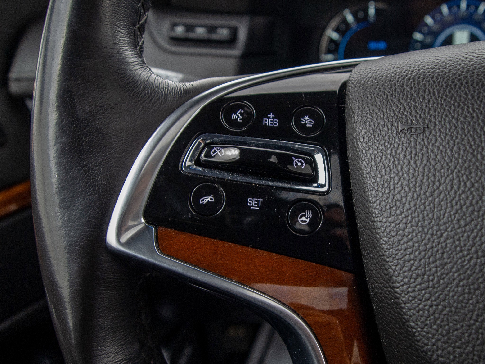 2019 Cadillac Escalade Luxury