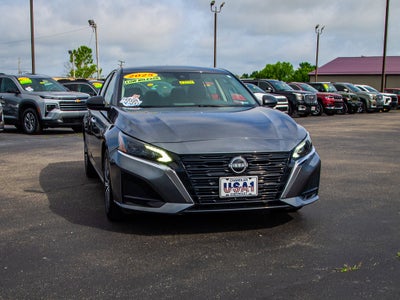 2025 Nissan Altima SV