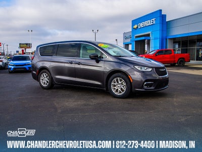 2023 Chrysler Pacifica Touring L