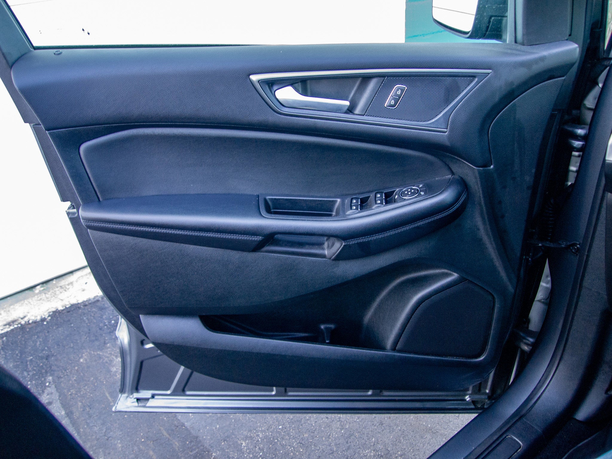 2022 Ford Edge SE