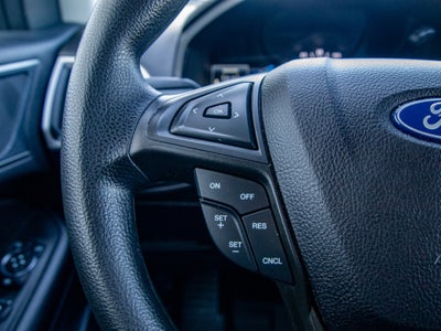 2022 Ford Edge SE