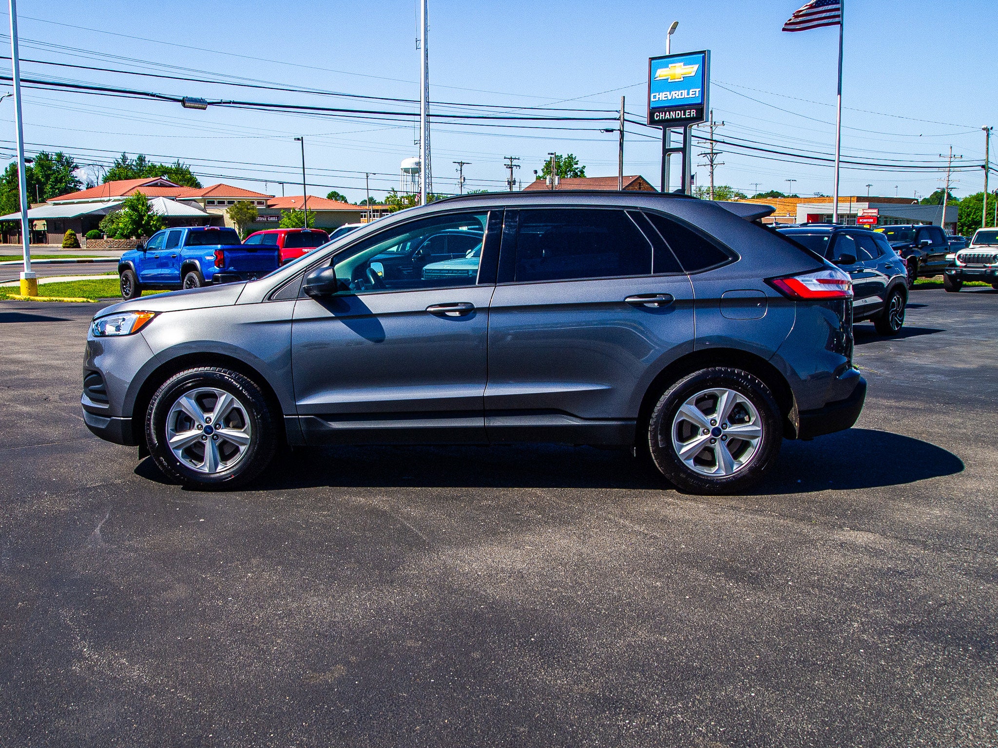 2022 Ford Edge SE