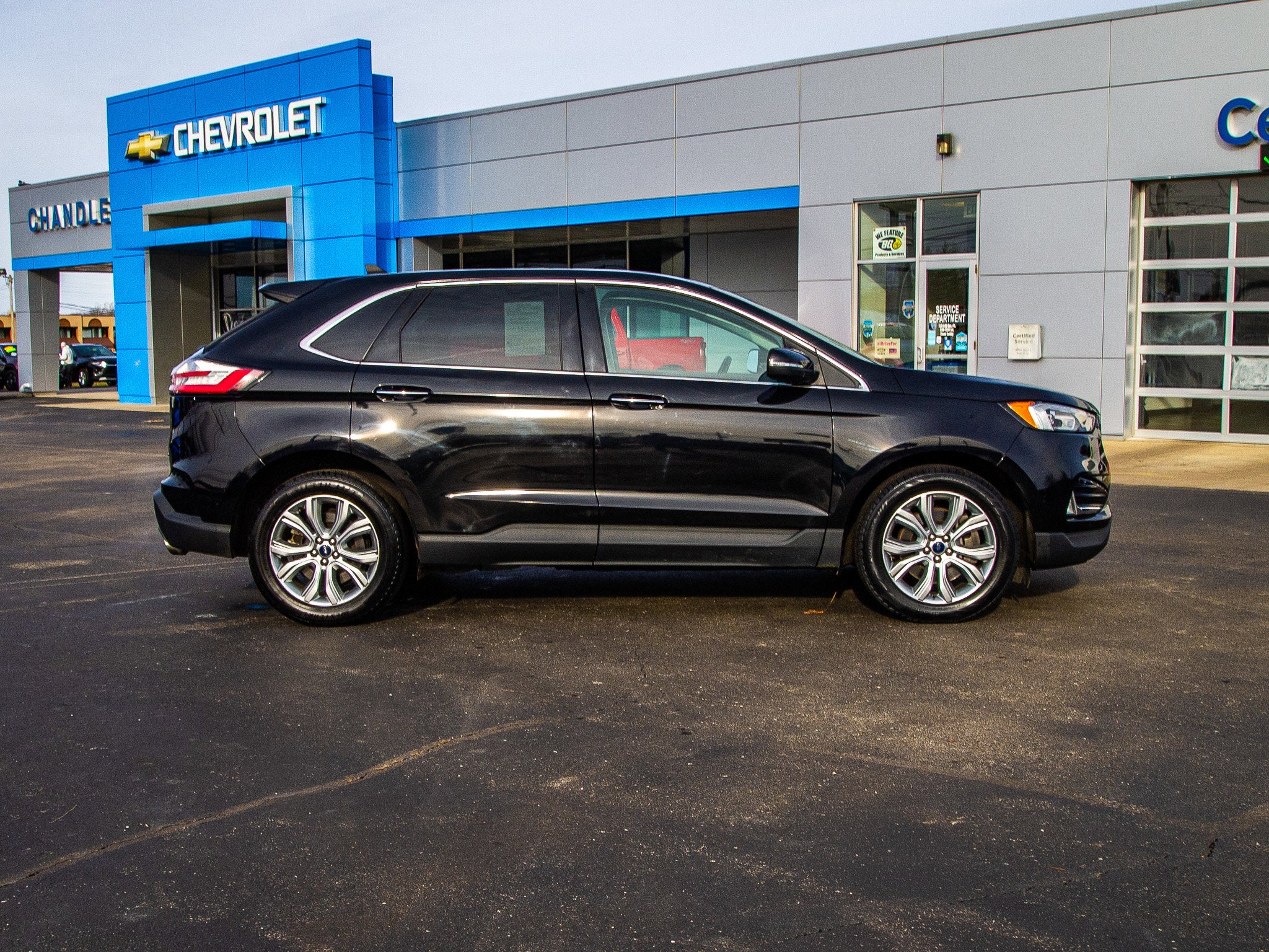 2022 Ford Edge Titanium