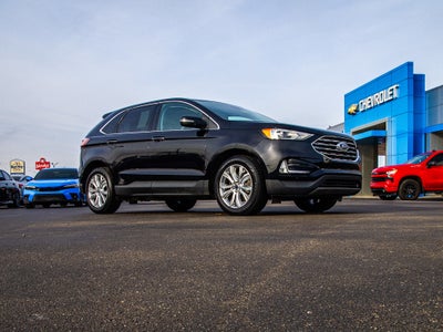 2022 Ford Edge Titanium
