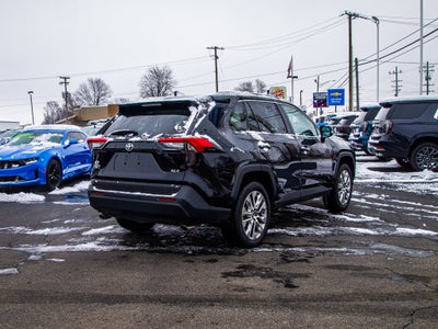 2025 Toyota RAV4 XLE Premium