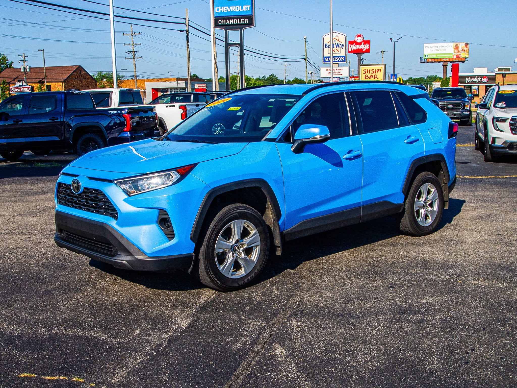 2020 Toyota RAV4 XLE
