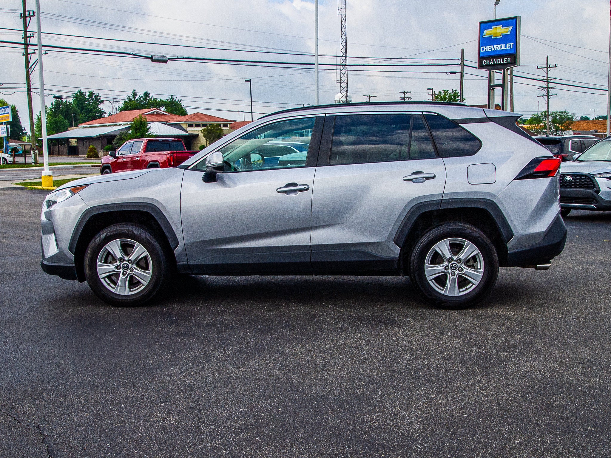 2019 Toyota RAV4 XLE