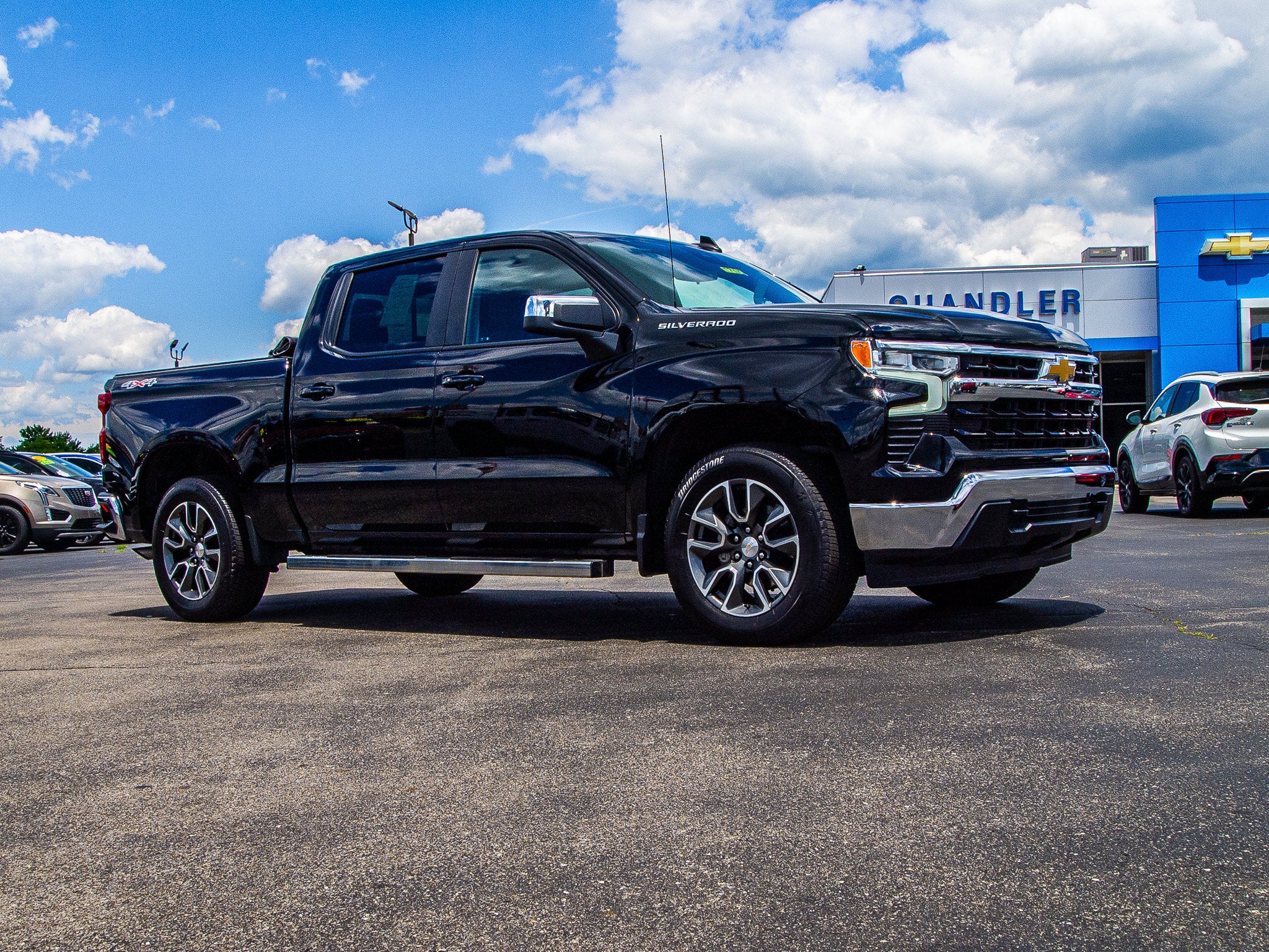 2024 Chevrolet Silverado 1500 LT (2FL)