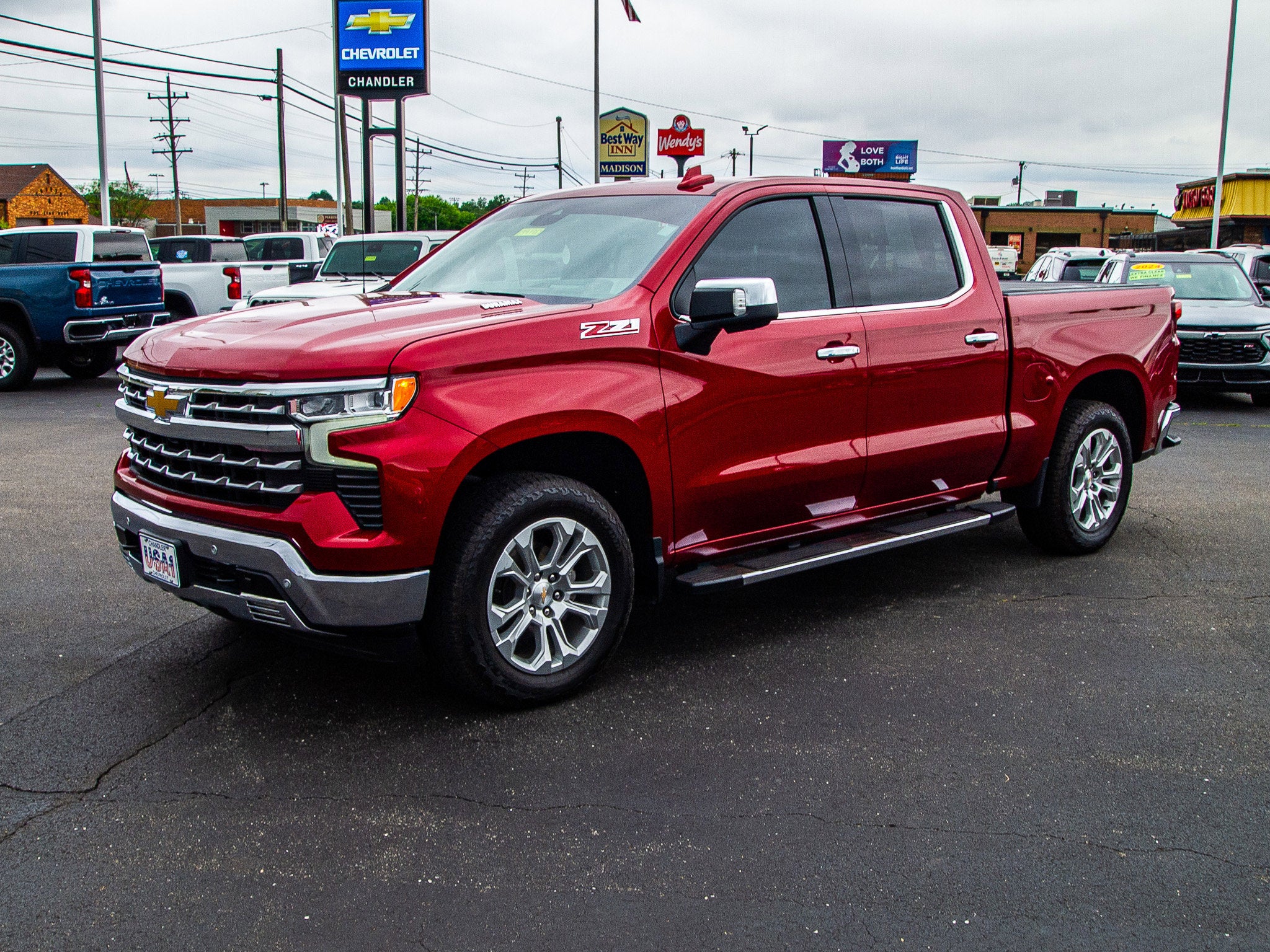 2024 Chevrolet Silverado 1500 LTZ