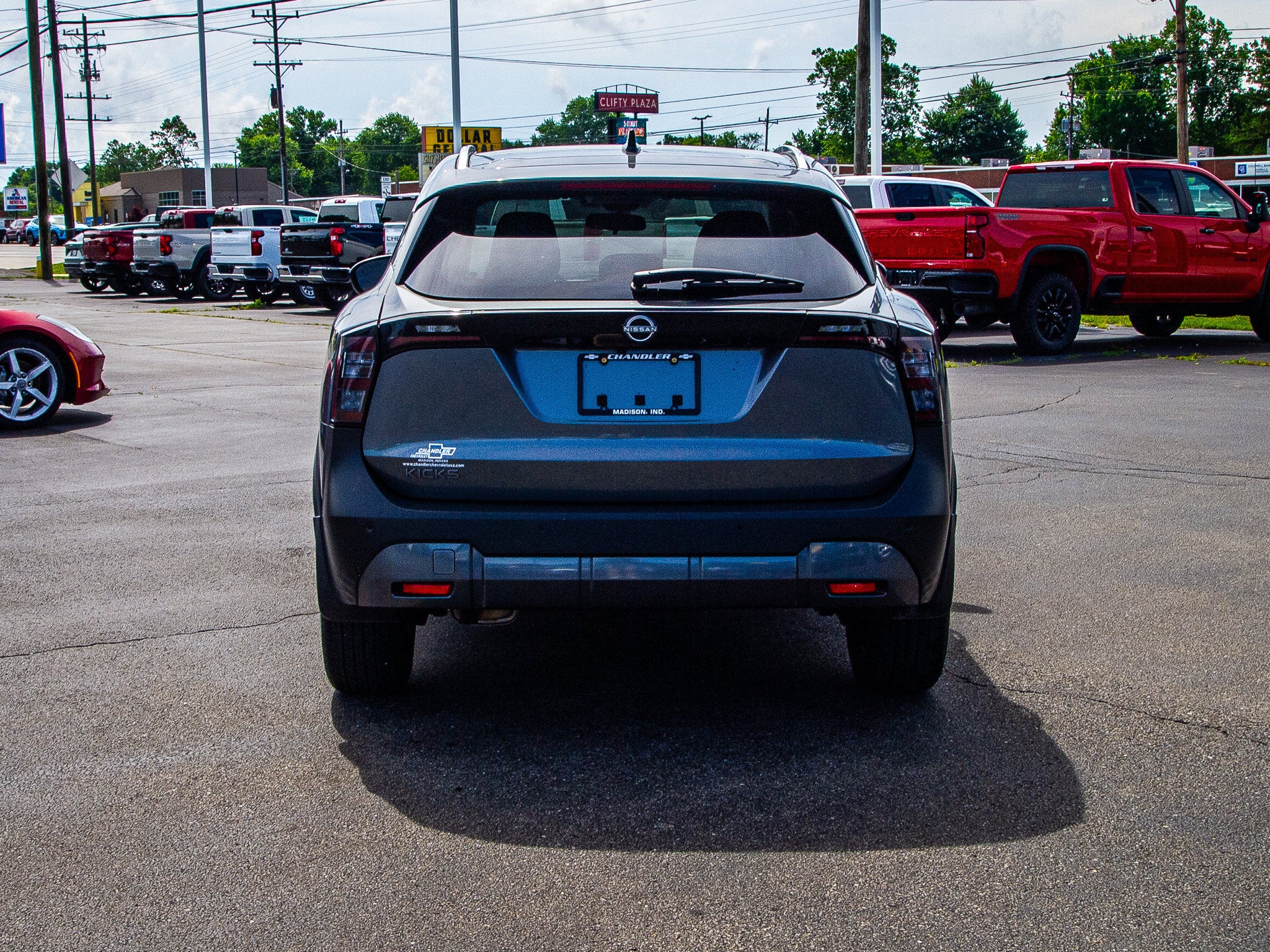 2026 Nissan Kicks SV