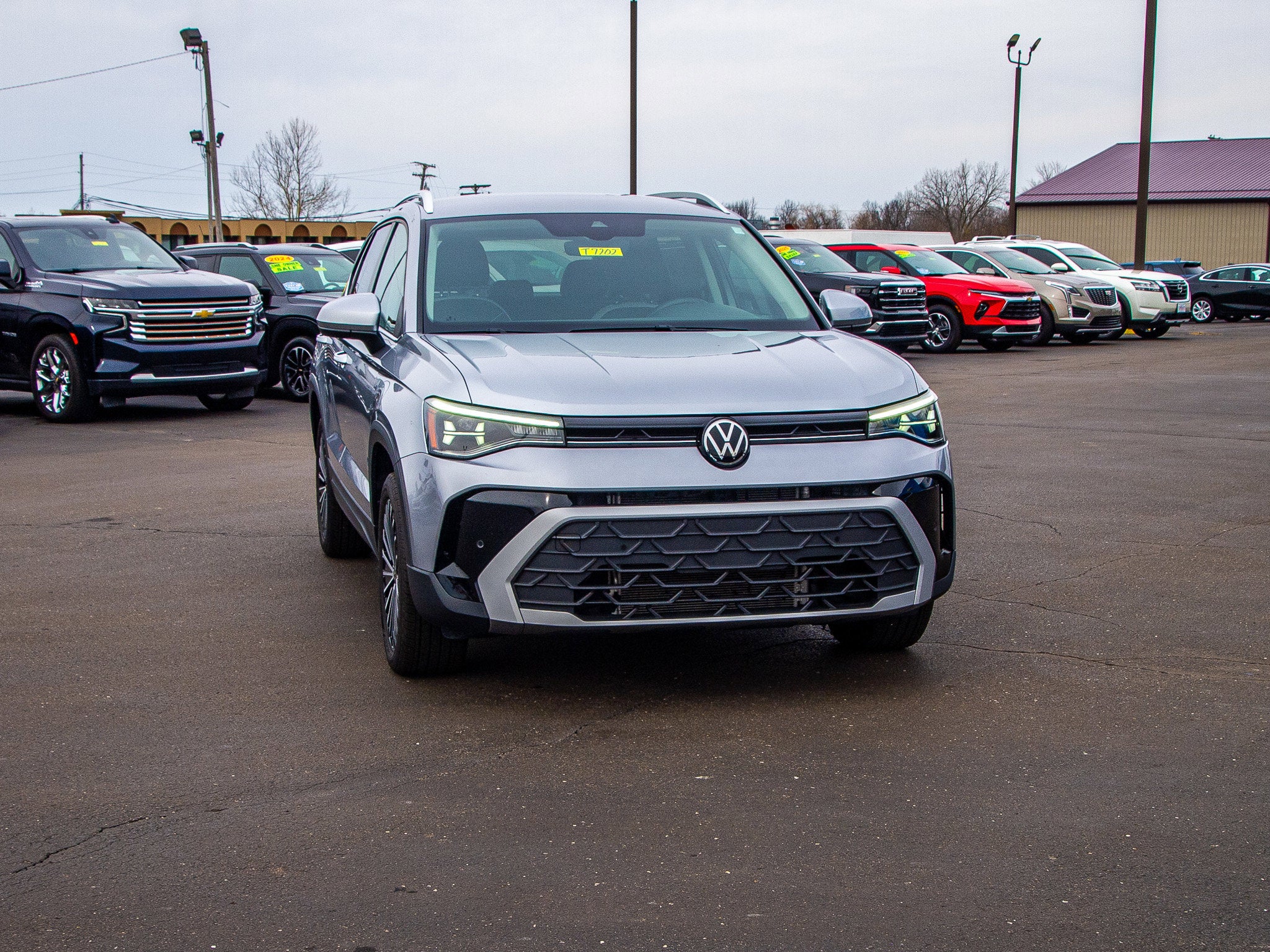 2025 Volkswagen Taos SE