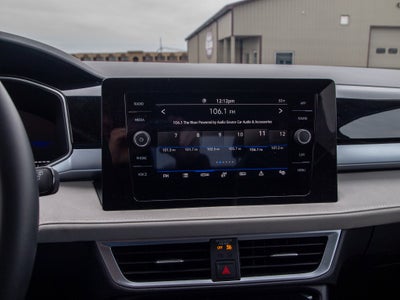 2025 Volkswagen Taos SE