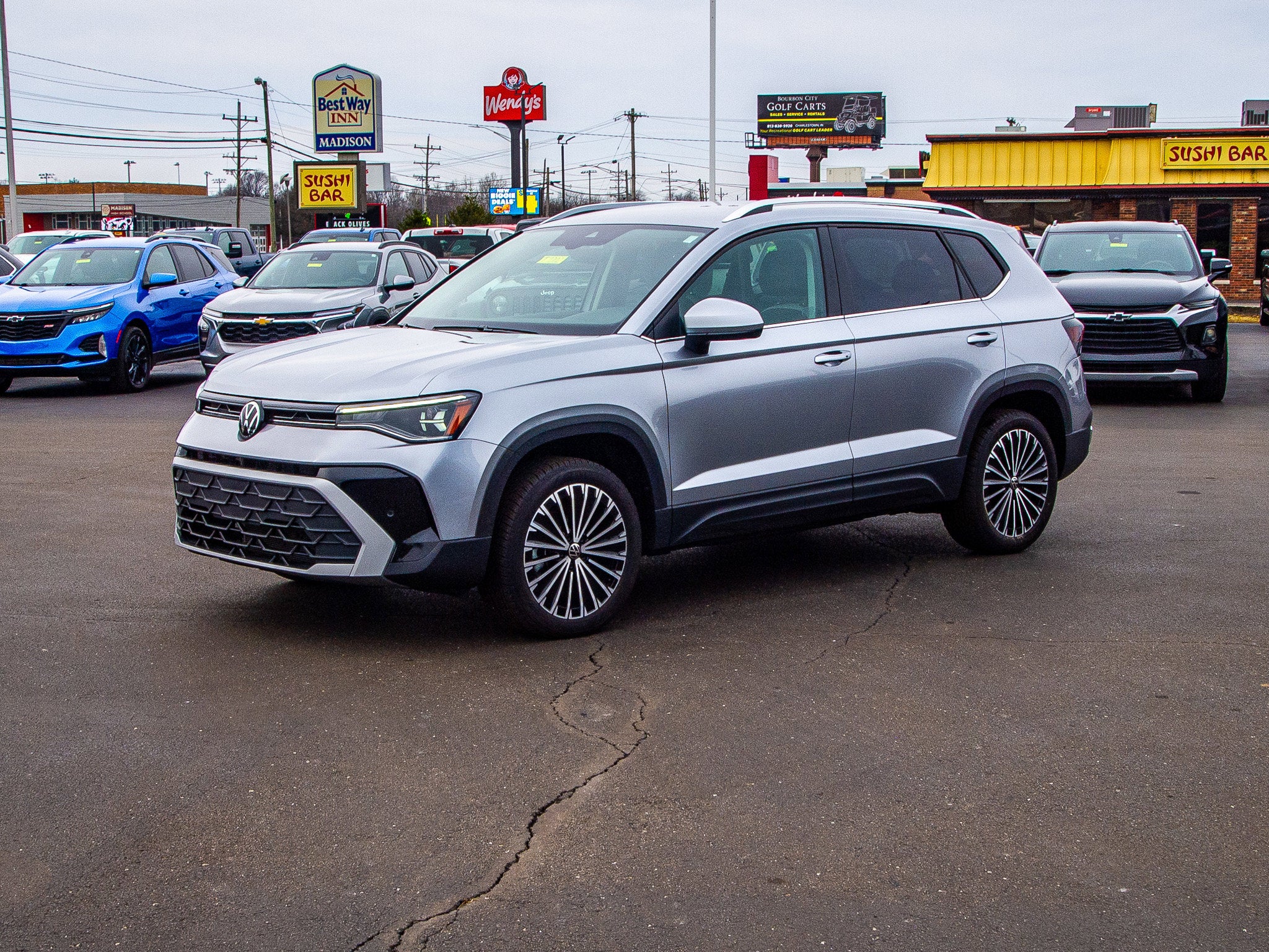 2025 Volkswagen Taos SE