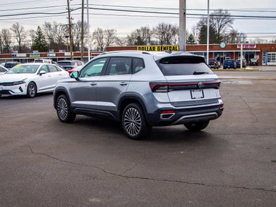 2025 Volkswagen Taos SE