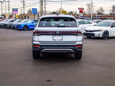 2025 Volkswagen Taos SE