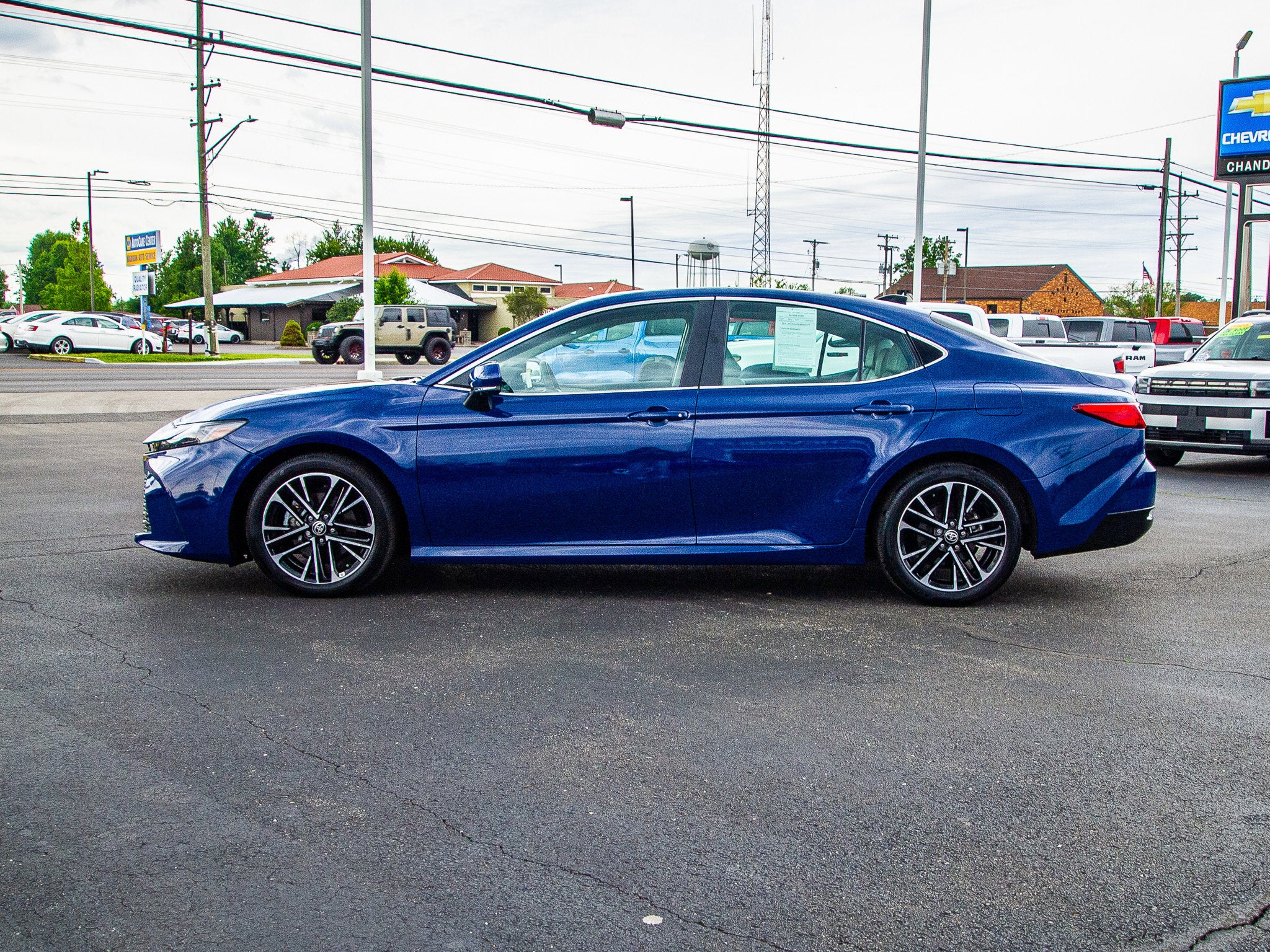 2025 Toyota Camry LE