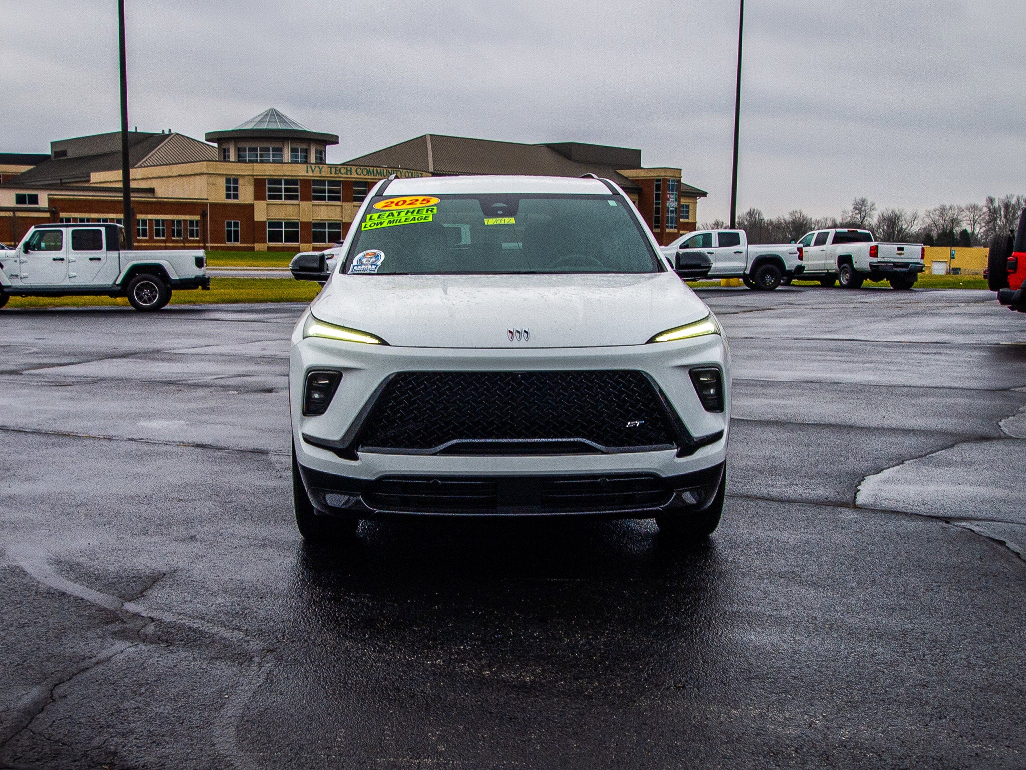 2025 Buick Enclave Sport Touring
