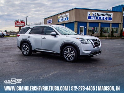 2022 Nissan Pathfinder Platinum