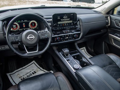 2022 Nissan Pathfinder Platinum