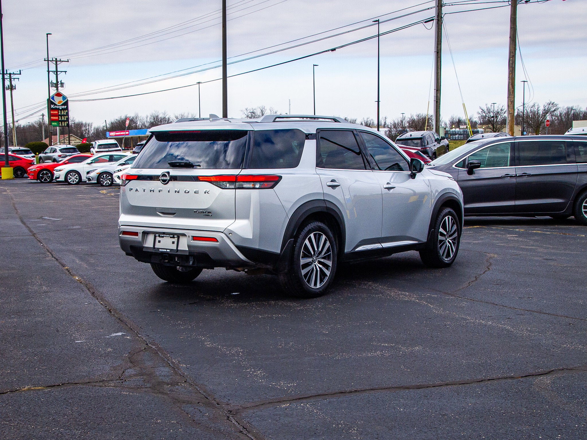 2022 Nissan Pathfinder Platinum