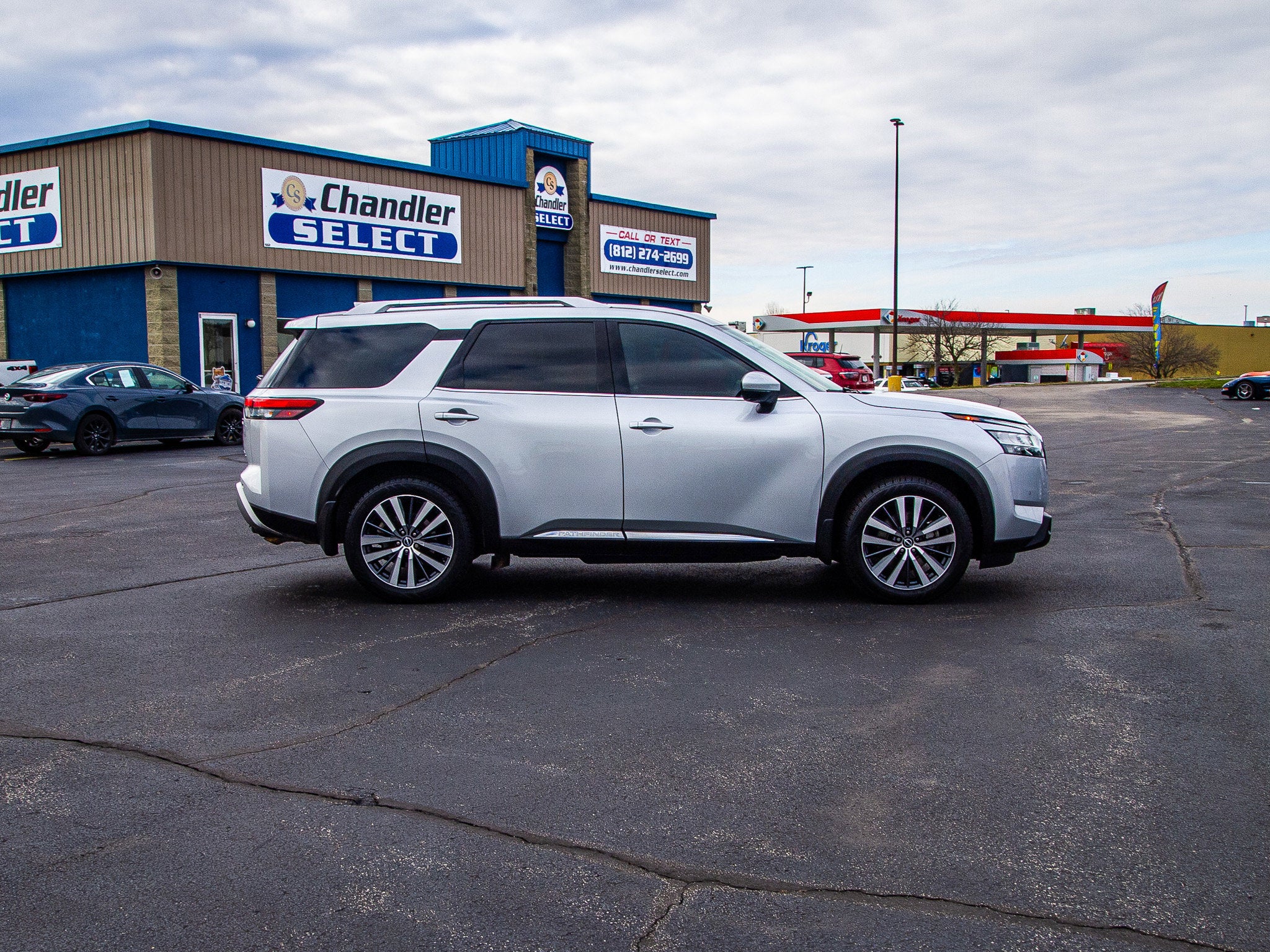 2022 Nissan Pathfinder Platinum