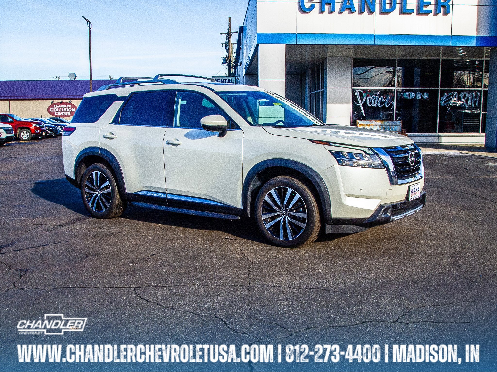 2023 Nissan Pathfinder Platinum