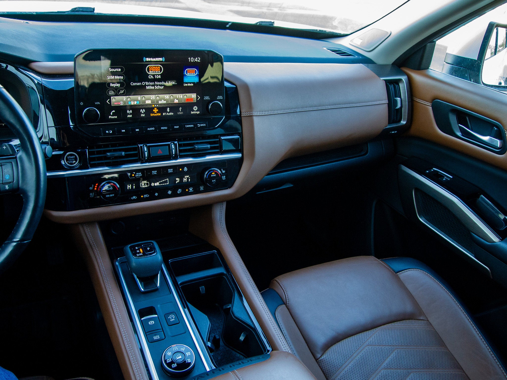 2023 Nissan Pathfinder Platinum