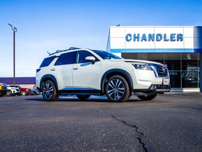 2023 Nissan Pathfinder Platinum
