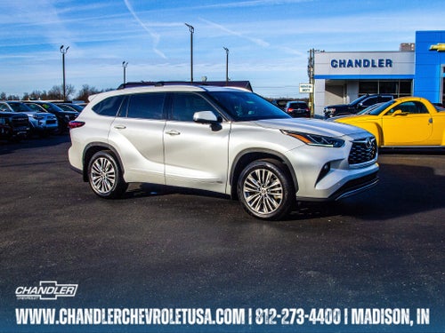 2025 Toyota Highlander Hybrid Platinum