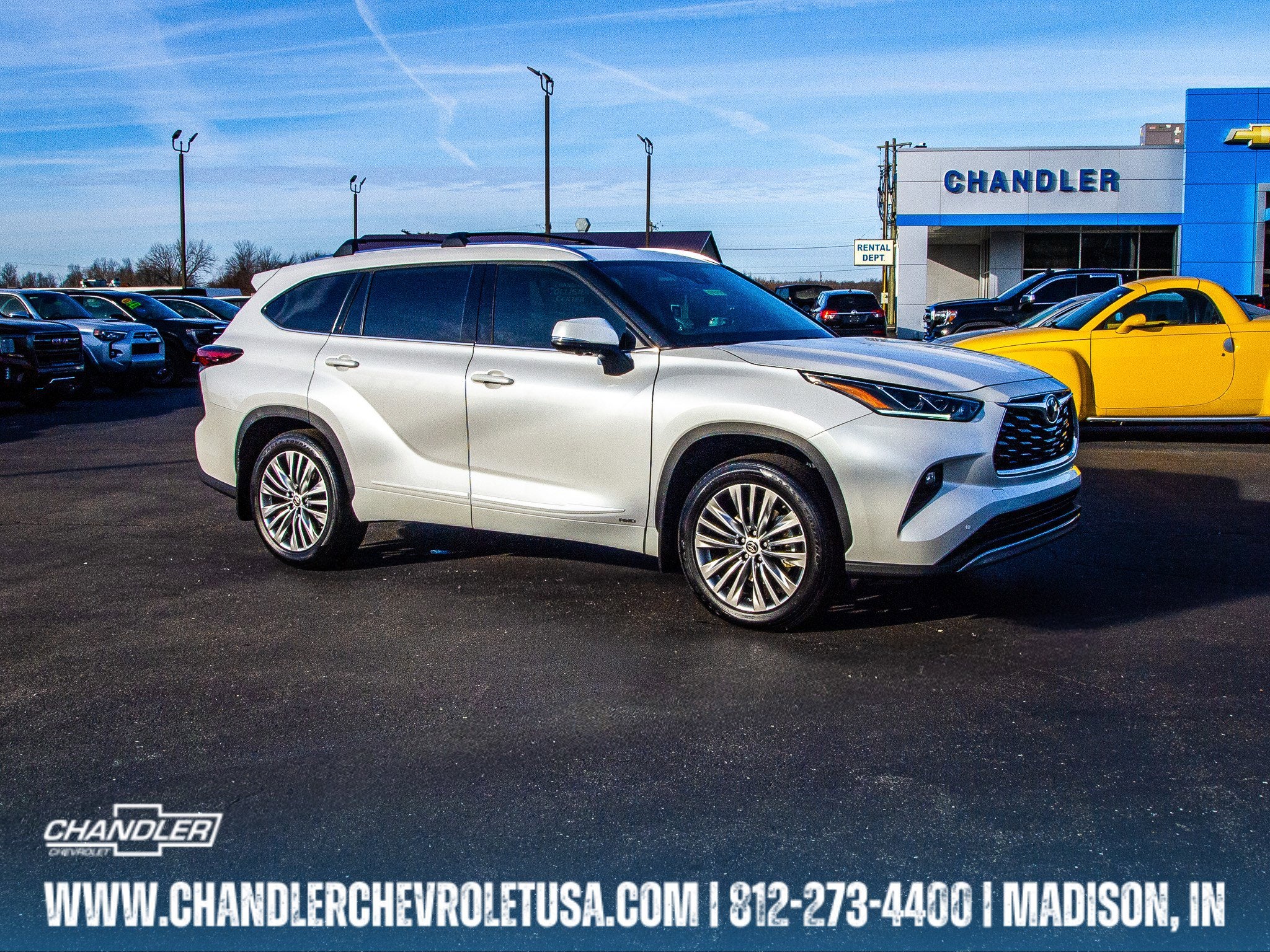 2025 Toyota Highlander Hybrid Platinum